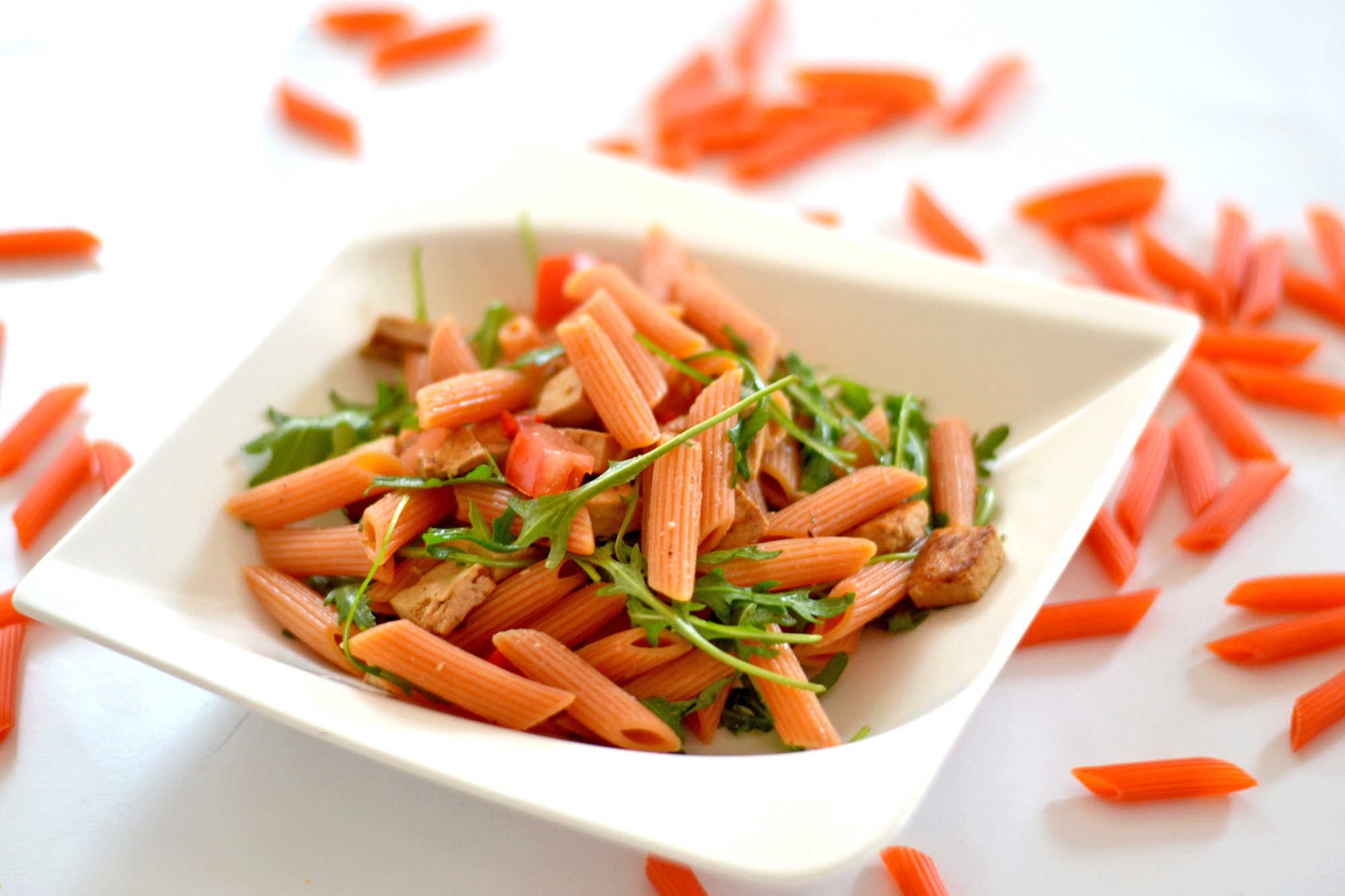 Rote Linsen-Penne